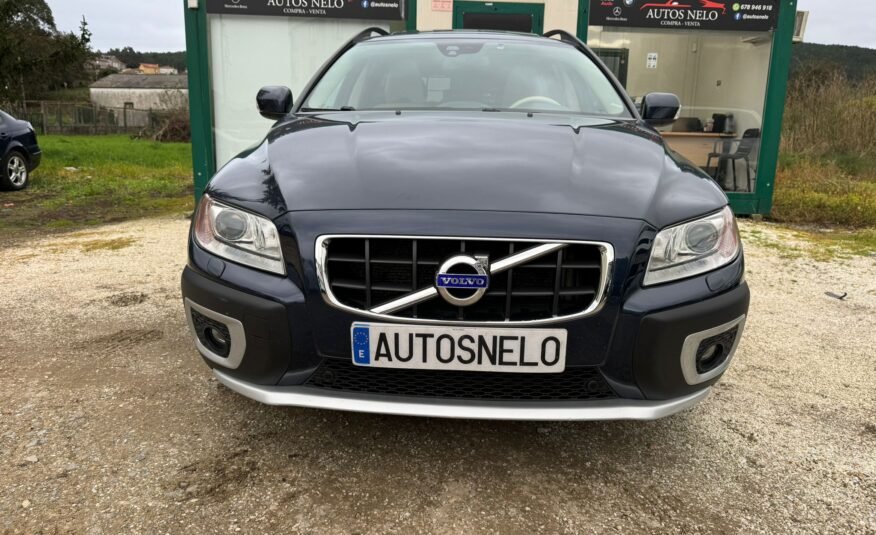 VOLVO XC 70 2.4 d5 momentum awd