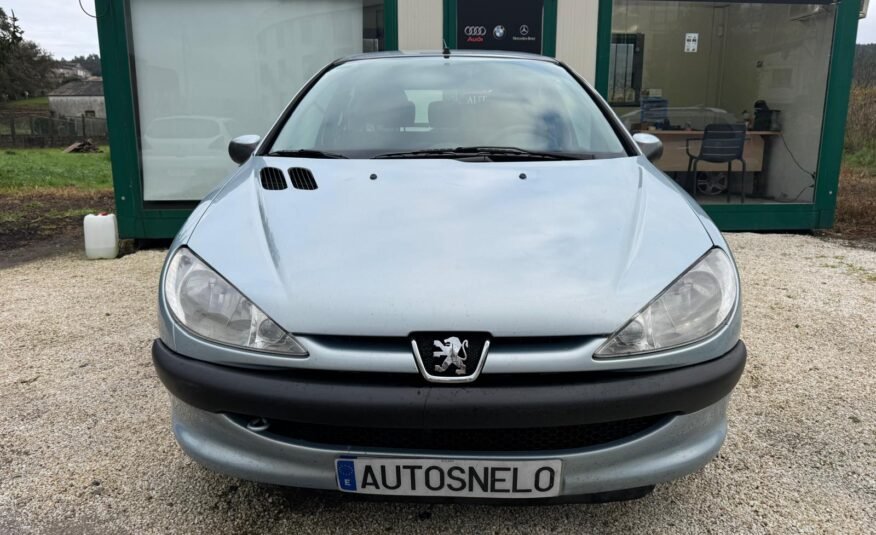 PEUGEOT 206 1.4