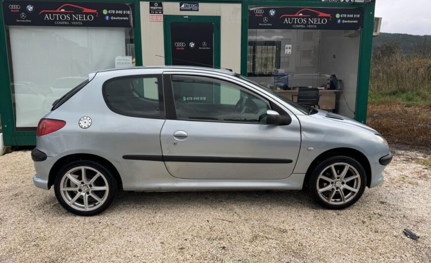 PEUGEOT 206 1.4