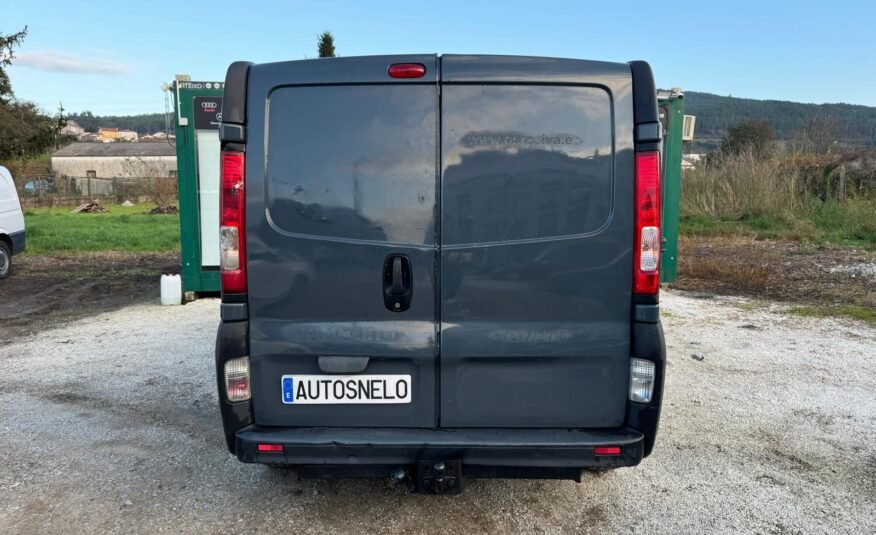 RENAULT TRAFIC 2.0DCI