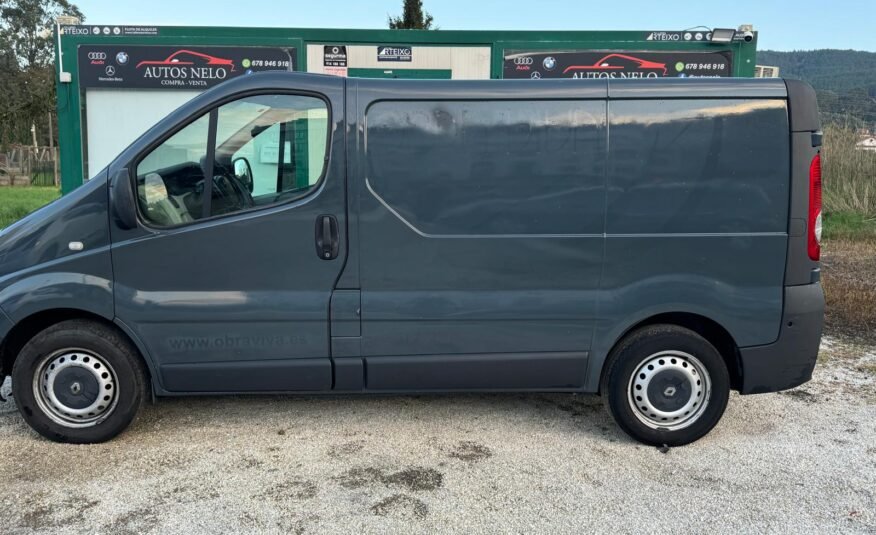 RENAULT TRAFIC 2.0DCI