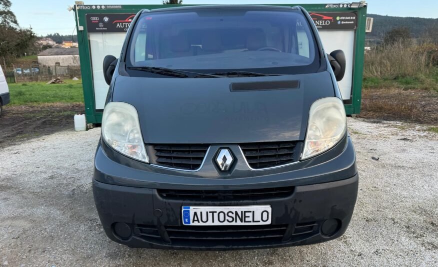 RENAULT TRAFIC 2.0DCI