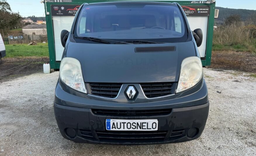 RENAULT TRAFIC 2.0DCI