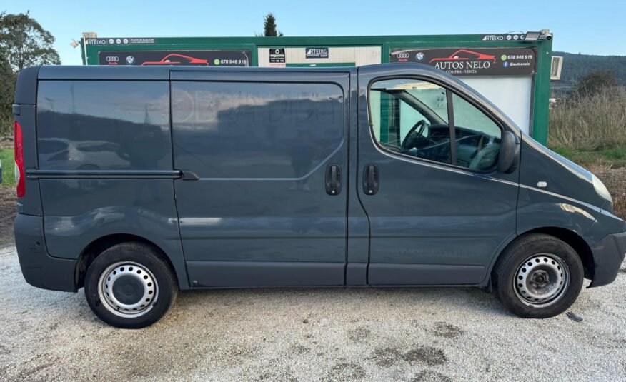 RENAULT TRAFIC 2.0DCI