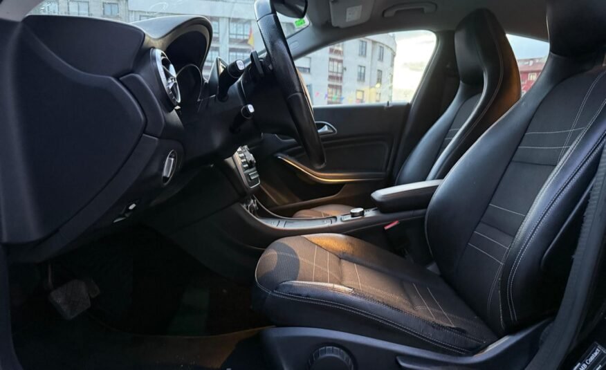 MERCEDES-BENZ CLA 220d