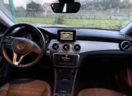 MERCEDES-BENZ CLA 220d
