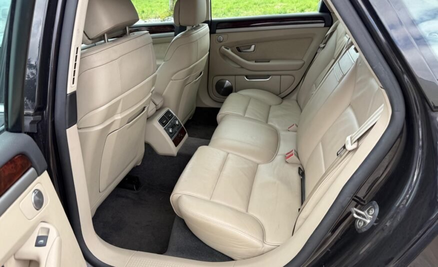 AUDI A8 3.0 TDI
