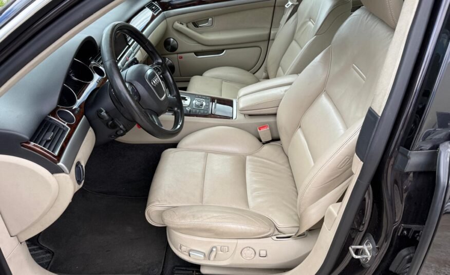AUDI A8 3.0 TDI
