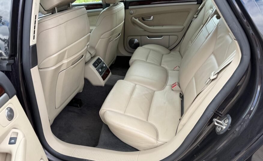 AUDI A8 3.0 TDI