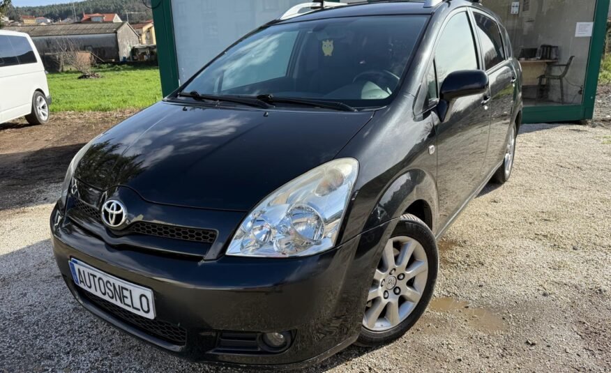 TOYOTA Corolla VERSO 2.2d4d