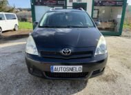 TOYOTA Corolla VERSO 2.2d4d