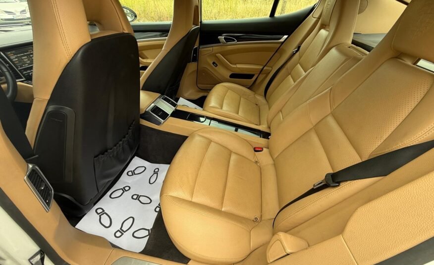 PORSCHE PANAMERA 3.0d