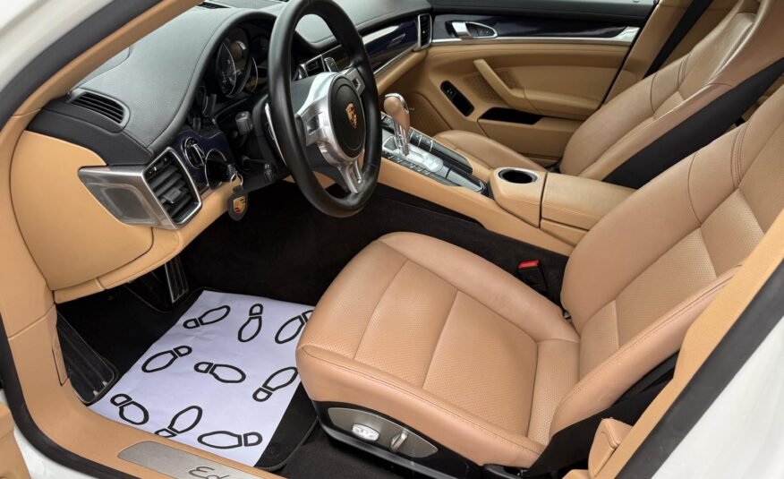 PORSCHE PANAMERA 3.0d