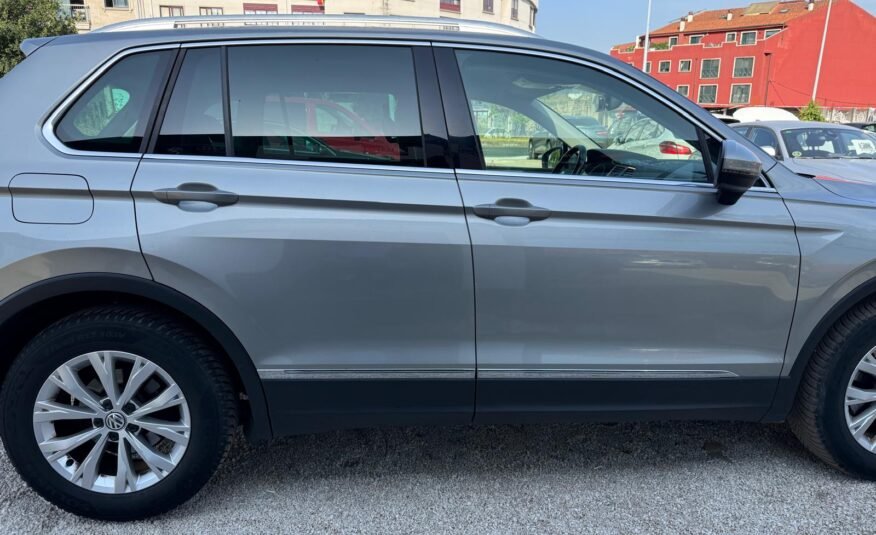 VOLKSWAGEN Tiguan 2.0 TDI