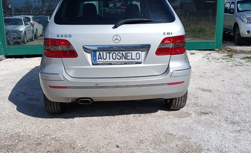 MERCEDES-BENZ B 200 CDI