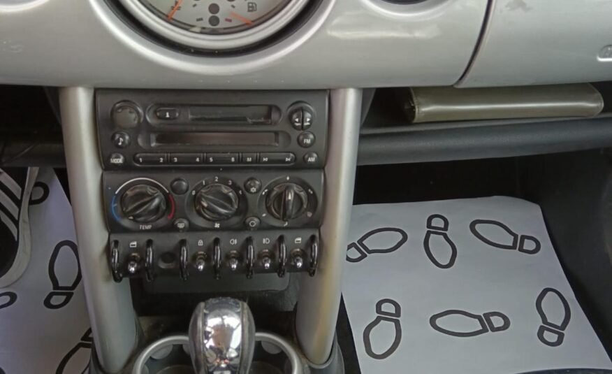 MINI Cooper 1.6