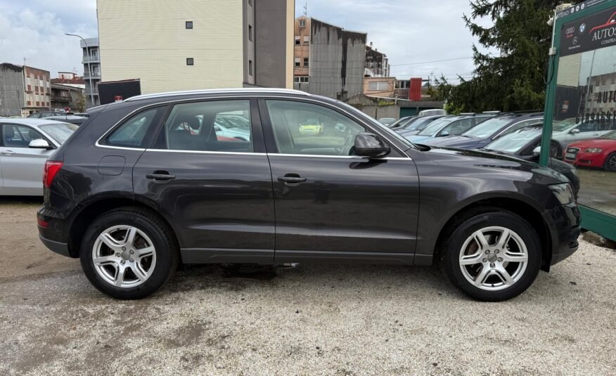 AUDI Q5 2.0 TDI