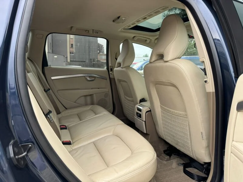 VOLVO XC70 2.4 AWD5