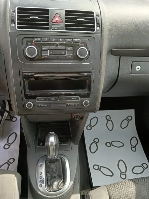 VOLKSWAGEN TOURAN 1.6 TDI