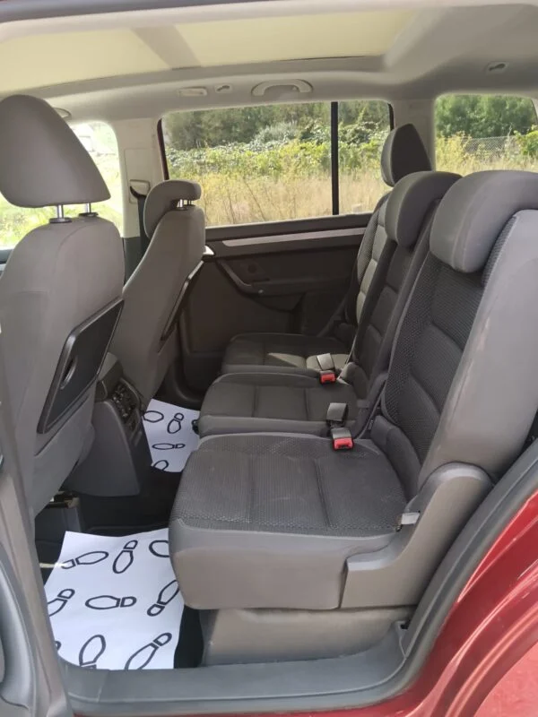 VOLKSWAGEN TOURAN 1.6 TDI