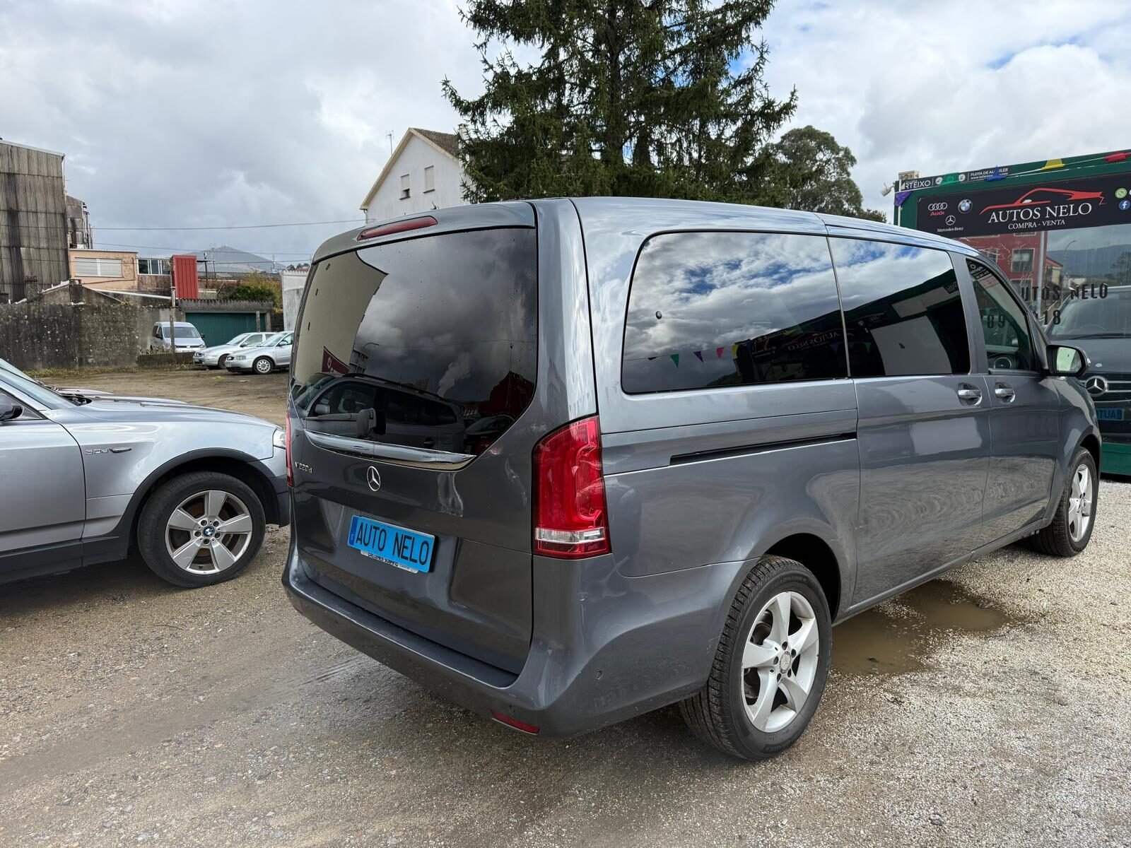 MERCEDES-BENZ V 220CDI