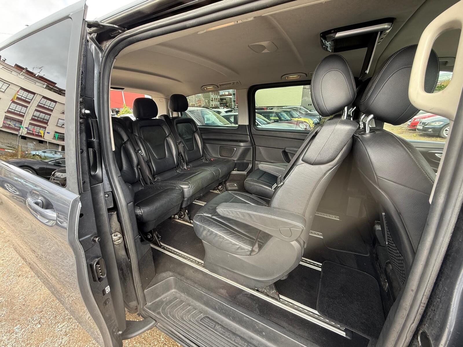 MERCEDES-BENZ V 220CDI