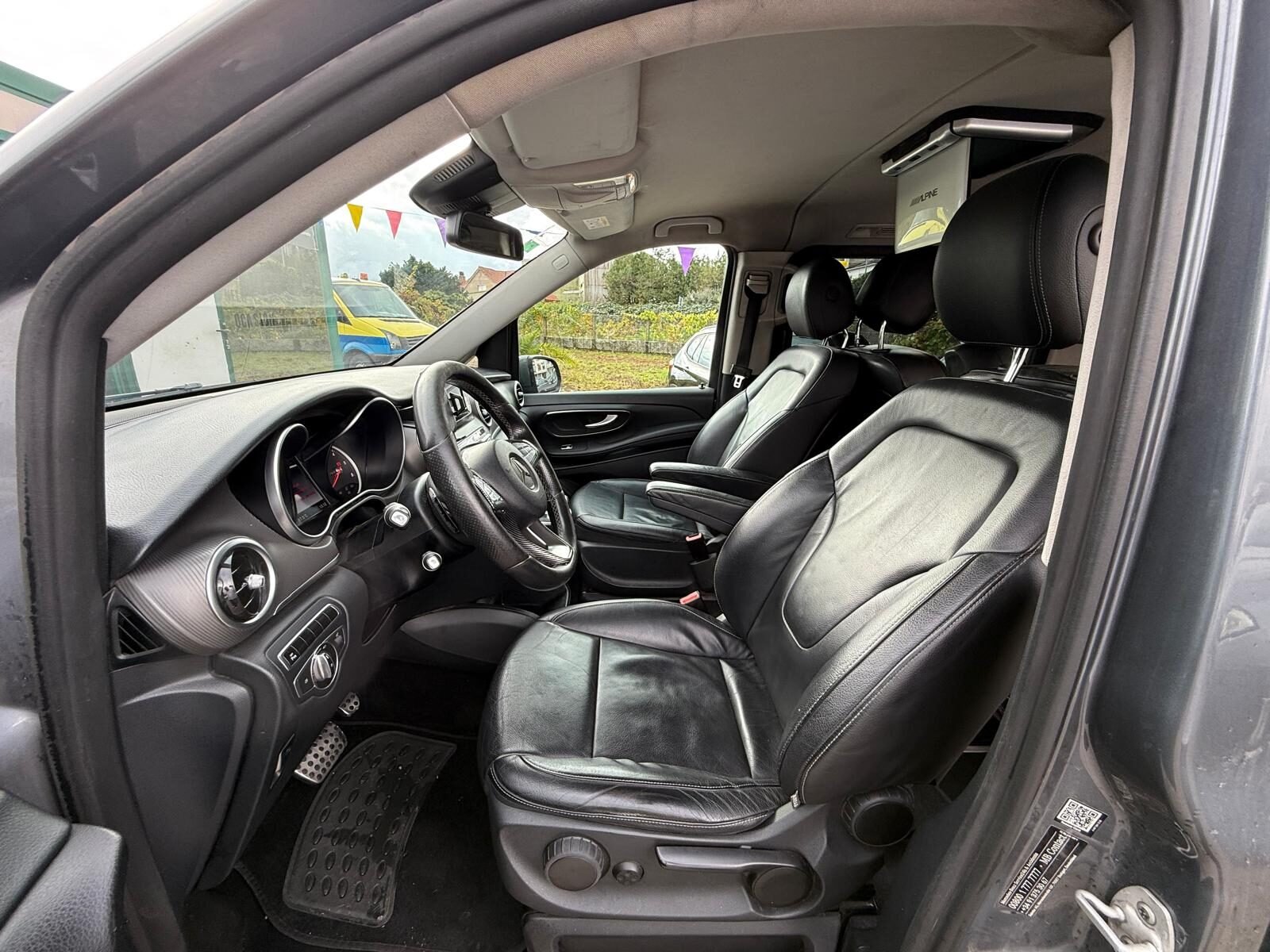 MERCEDES-BENZ V 220CDI