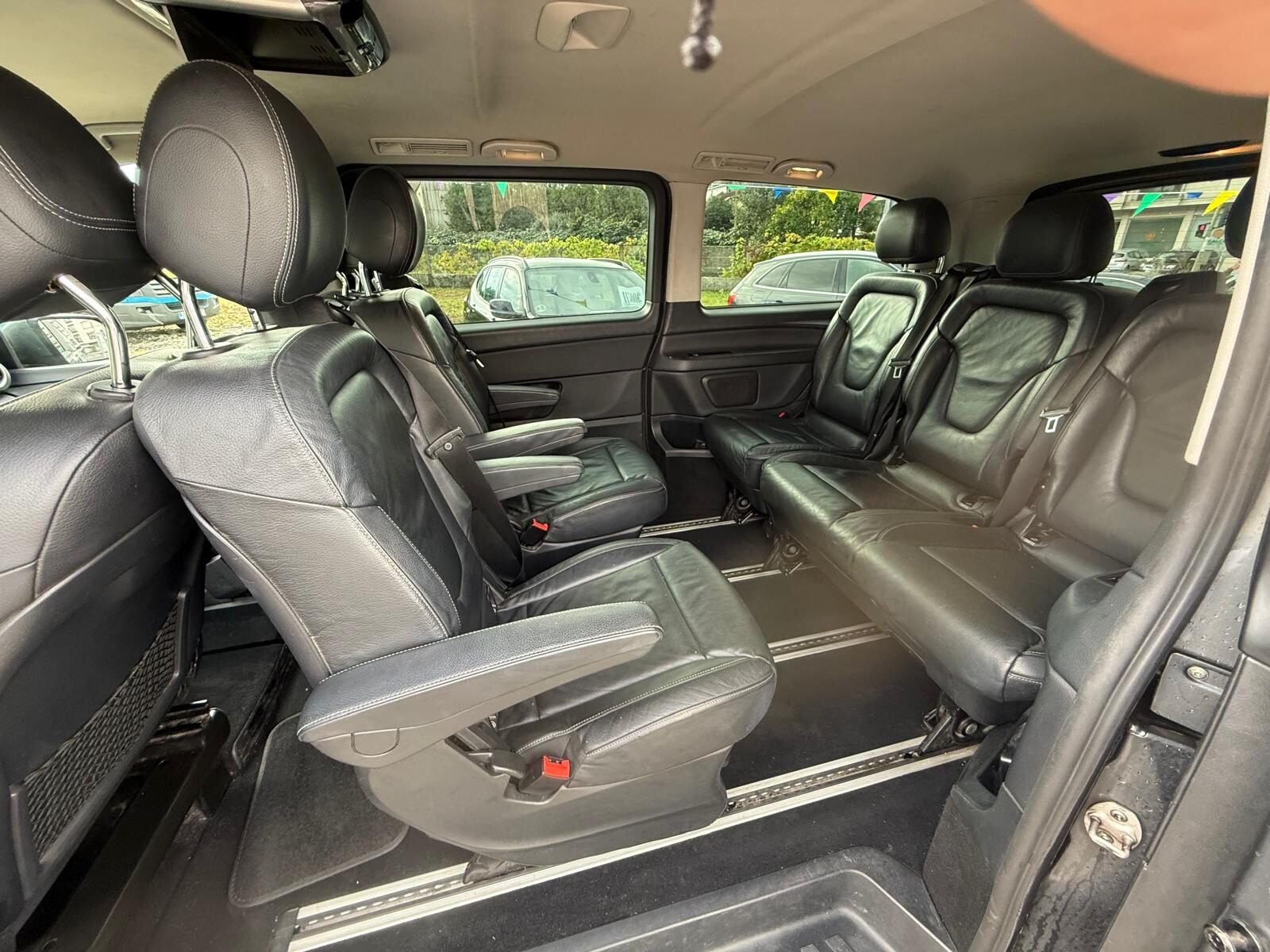 MERCEDES-BENZ V 220CDI