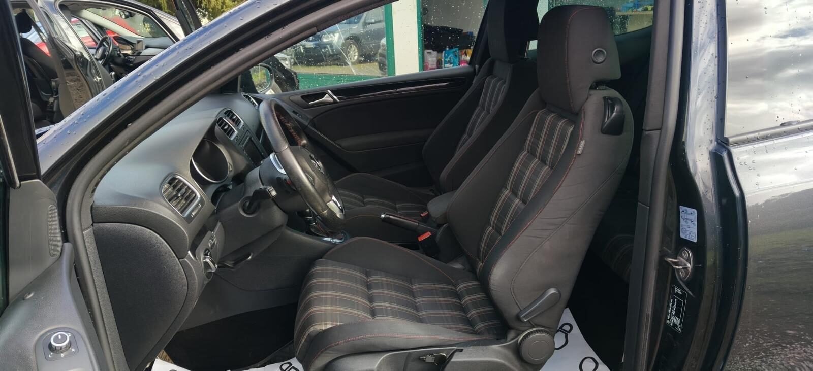 VOLKSWAGEN golgf 2.0 tsi