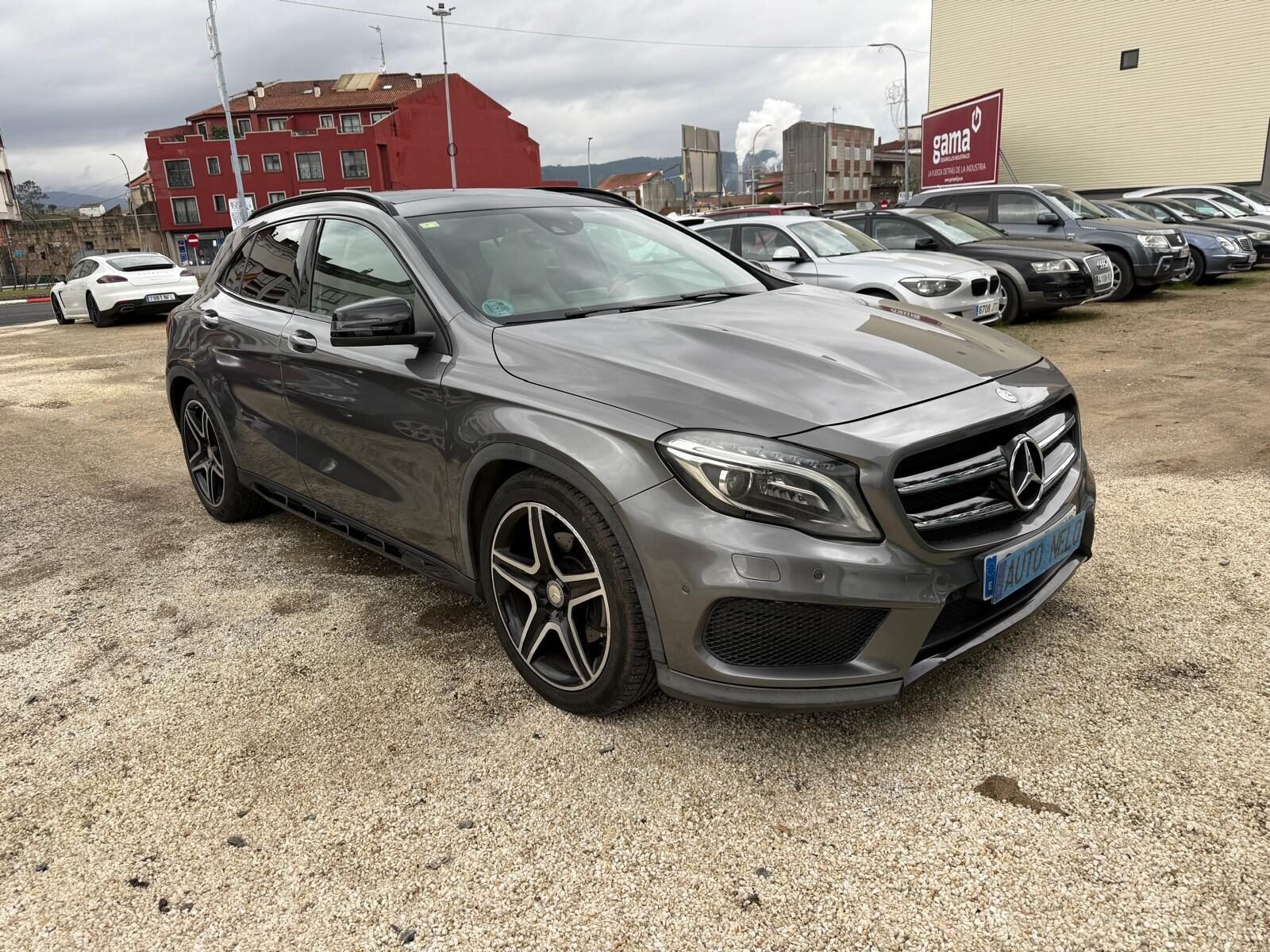 MERCEDES-BENZ GLA 220 CDI AMG