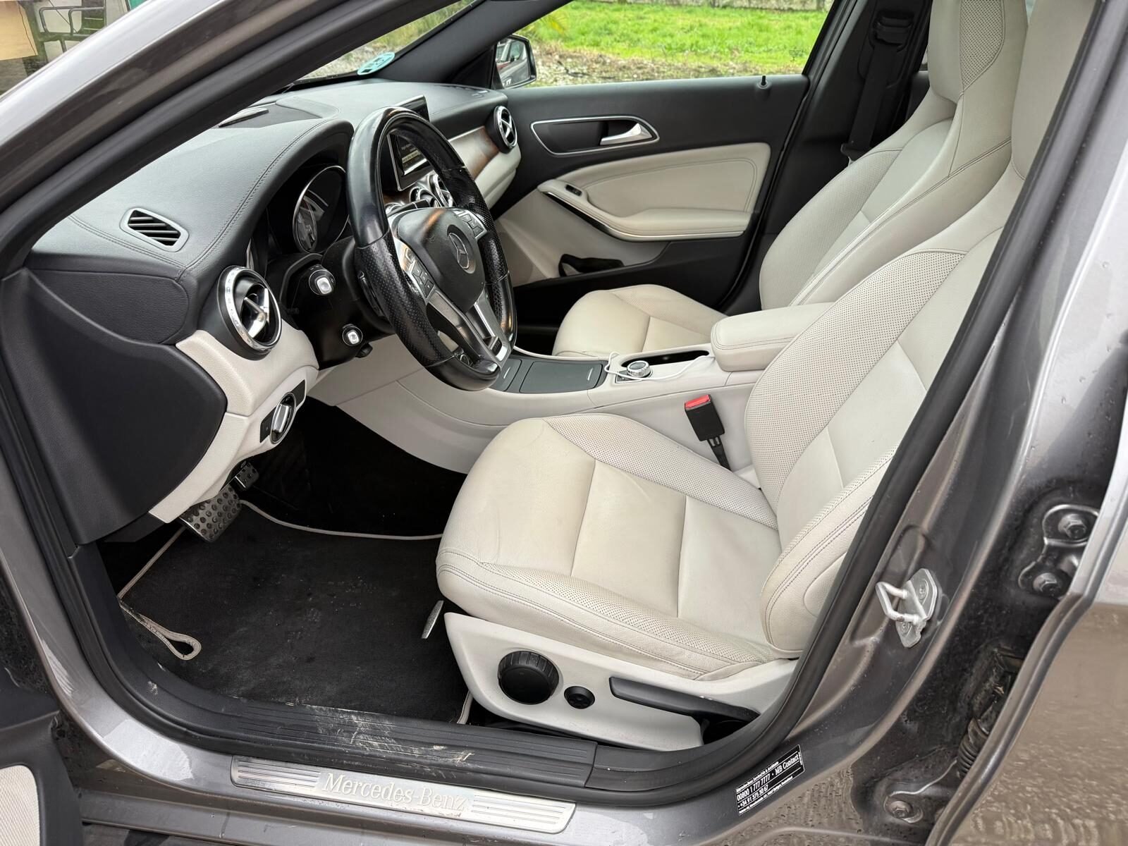 MERCEDES-BENZ GLA 220 CDI AMG