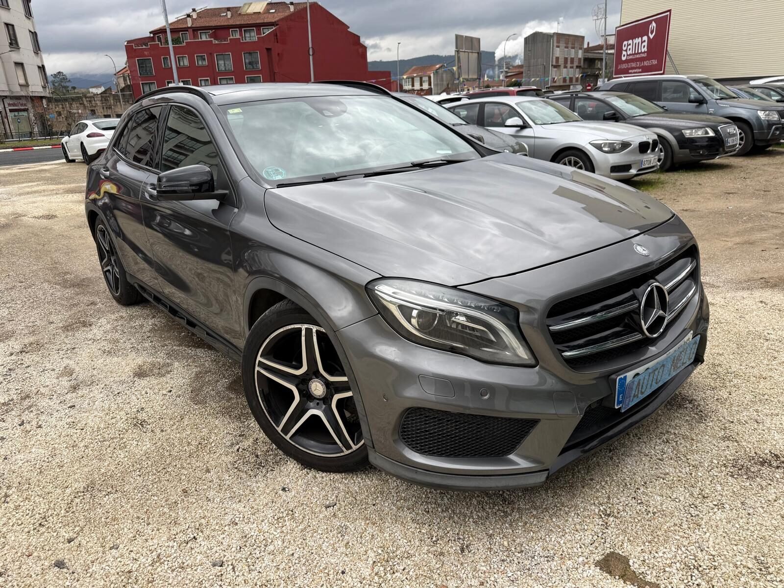 MERCEDES-BENZ GLA 220 CDI AMG