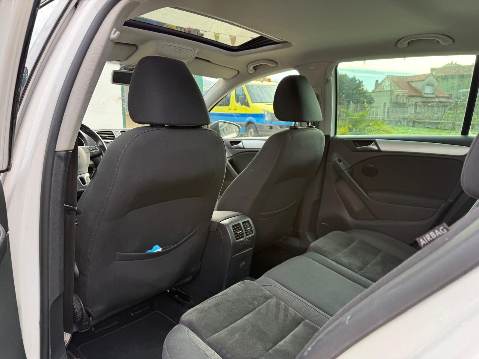 VOLKSWAGEN golf 14. tsi