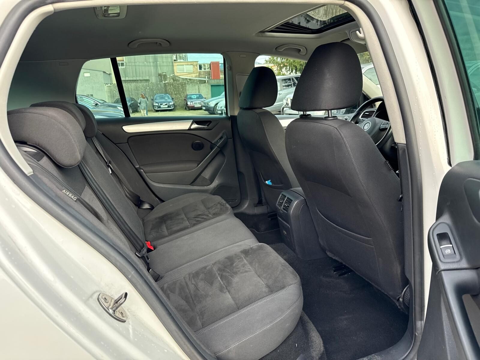 VOLKSWAGEN golf 14. tsi