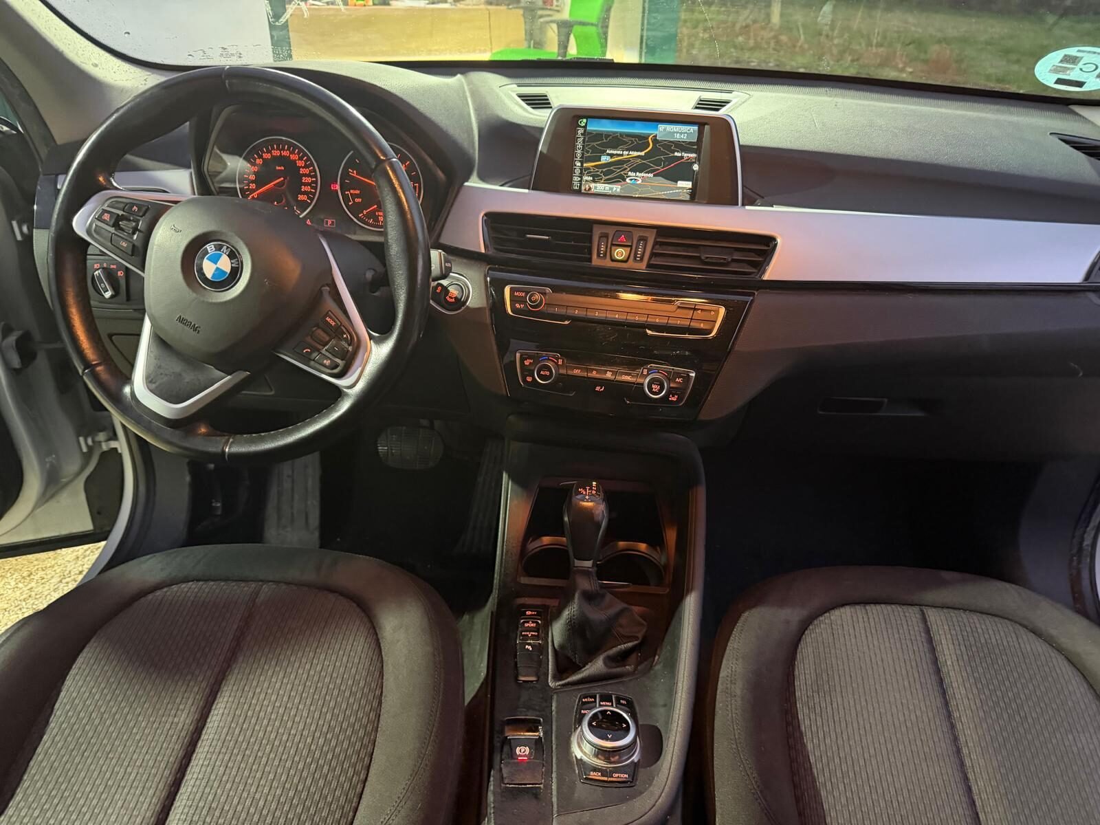 BMW X1 18d